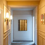 Newly Renovated Boutique Hotel Vier Jahreszeiten In The Heart Of Salzburg 4* Salzburg