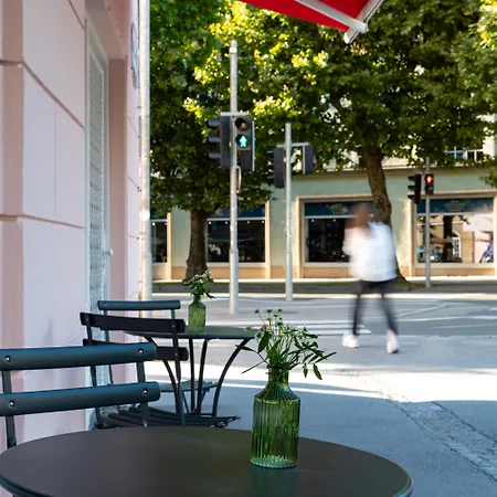 מלון Newly Renovated Boutique Vier Jahreszeiten In The Heart Of 4*