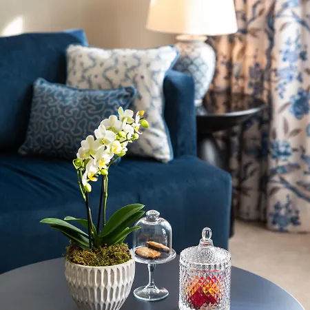 Newly Renovated Boutique Vier Jahreszeiten In The Heart Of מלון 4*