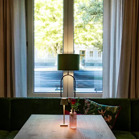 Vier Jahreszeiten Hotell Salzburg