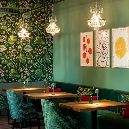 Vier Jahreszeiten Hotell