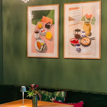 Newly Renovated Boutique Vier Jahreszeiten In The Heart Of Hotel 4*