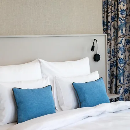 Hotell Vier Jahreszeiten