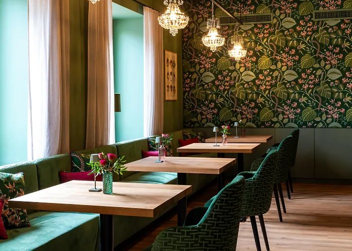 Vier Jahreszeiten 4*