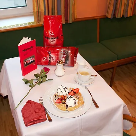 Hotel Vier Jahreszeiten 4*