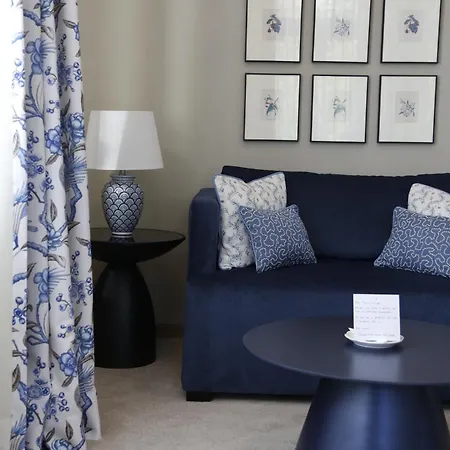 Hotel Newly Renovated Boutique Vier Jahreszeiten In The Heart Of