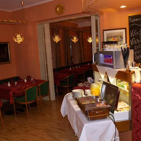 Vier Jahreszeiten Hotel